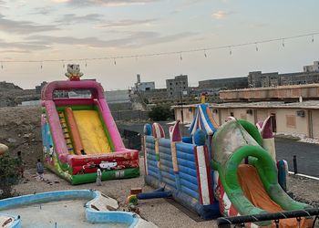 شاليه بمجلس ومسبح داخلي 