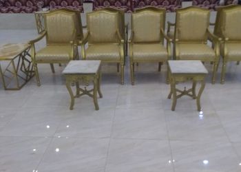 شاليه بجلسة خارجية ومجلس واسع 