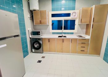 استديو هادئ بسرير ماستر 