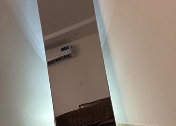 استديو بسرير ماستر وجلسة جانبية