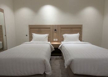 استديو بسريرين فردية