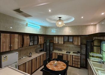 مزرعة بمناظر خلابة وجلسة خارجية 
