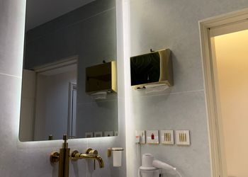 استديو هادئ بسرير ماستر 