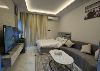 استديو هادئ بسرير ماستر 