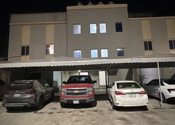 استديو بسرير ماستر وجلسة جانبية
