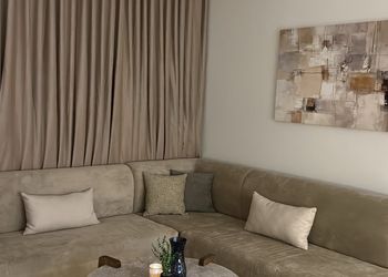 شقة بدخول ذاتي وغرفة نوم مريحة 