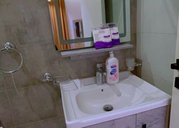 شقة بغرفتين نوم وصالة جلوس