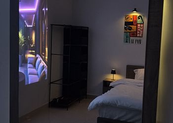 استديو هادئ بسرير ماستر 