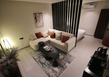استديو بدخول ذاتي وسرير مريح 