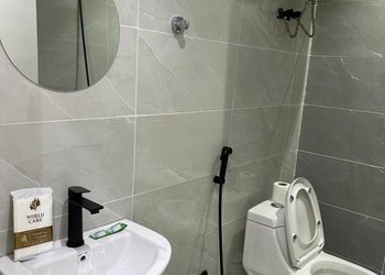 استديو بسرير ماستر وجلسة جانبية 