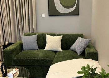 استديو هادئ بدخول ذاتي 