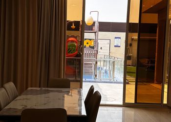 شاليه بصالة مطلع على الجلسة الخارجية