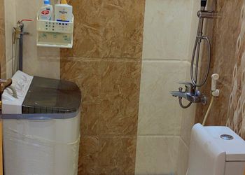 شقة انيقة بغرفة نوم وصالة 