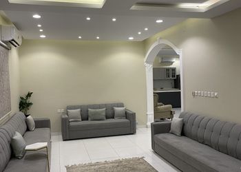 شاليه بجلسة خارجية وألعاب اطفال