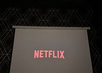شقة بغرفة سينما