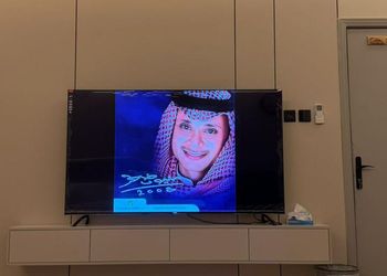 استديو بأثاث مريح وبسيط
