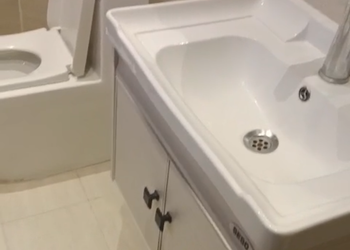 استراحة بمجلس وفناء خارجي 