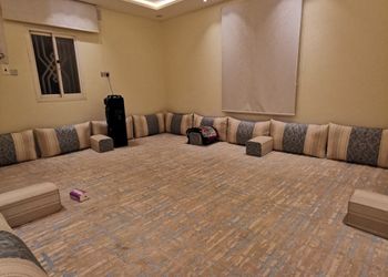 مزرعة بمجالس وبيت شعر 
