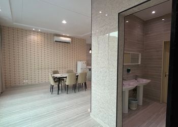 شاليه بمسطح اخضر  و ملحق خارجي