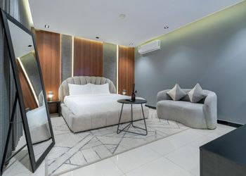 استديو بسرير ماستر ودخول ذاتي