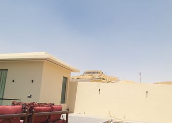 شالية بإطلالة على الجبل 
