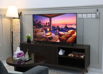استديو بسرير ماستر وجلسه جانبيه