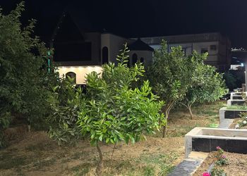 شالية بمزرعة وجلسات خارجية