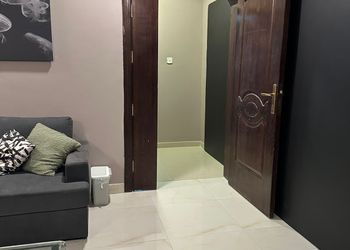 استديو بسرير ماستر وجلسة 