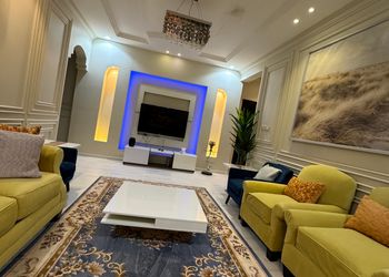 شقة بصالة وثلاث غرف نوم 