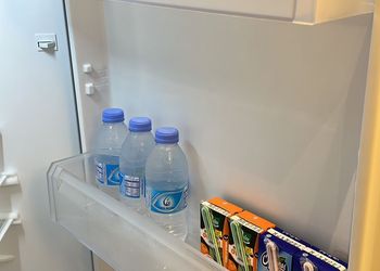 شقة بغرفتين نوم وصالة