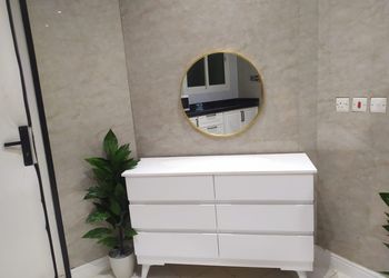 استديو باثاث مريح وبسيط 