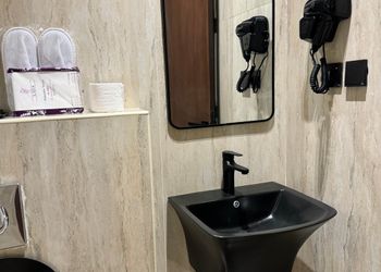 استديو هادئ بدخول ذاتي 