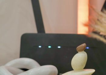 استديو بسرير ماستر وجلسة جانبية