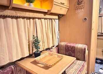 كرافان بغرفه نوم وجلسة خارجية