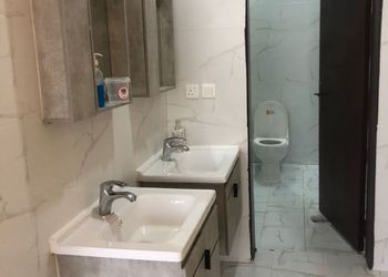 استراحة بمجلس ومسطح اخضر 