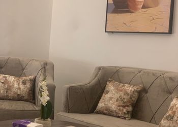 استديو أنيق بسرير ماستر وجلسة جانبية 
