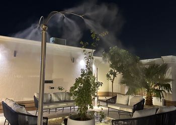 شاليه بمسبح خارجي 
