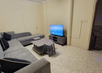 شقة بغرفة نوم وصالة 