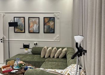 استديو بتصميم هادئ وسرير مريح 