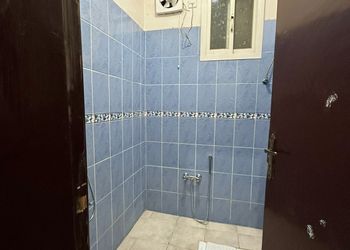 شقة بغرفتين نوم وصالة 