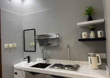 استديو هادئ بسرير ماستر 