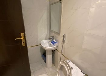 شقة بصالة وغرفة نوم