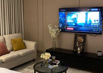 استديو بدخول ذاتي وسرير مريح