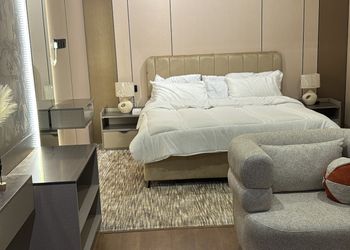 استديو راقي بدخول ذاتي 