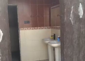 استراحة بمسطح اخضر ومجالس