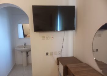 استديو هادئ بسرير ماستر 