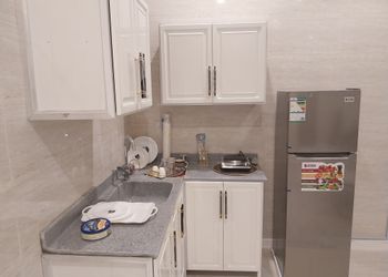 شقة بغرفة نوم وصالة 