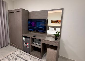 استديو هادئ بسرير ماستر 