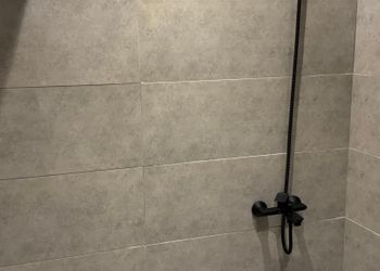 استديو بسرير ماستر ودخول ذاتي