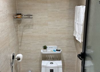 استديو مريح مع أثاث بسيط
